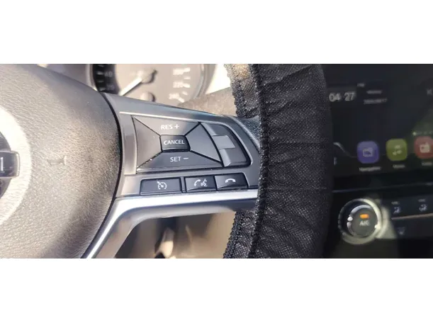 Car image 27