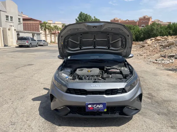 Car image 24