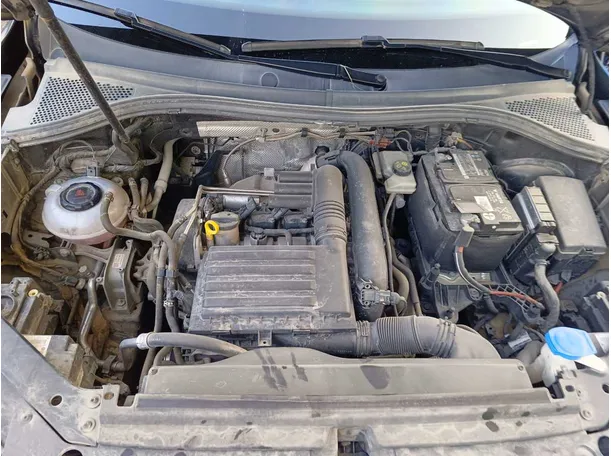 Car image 33