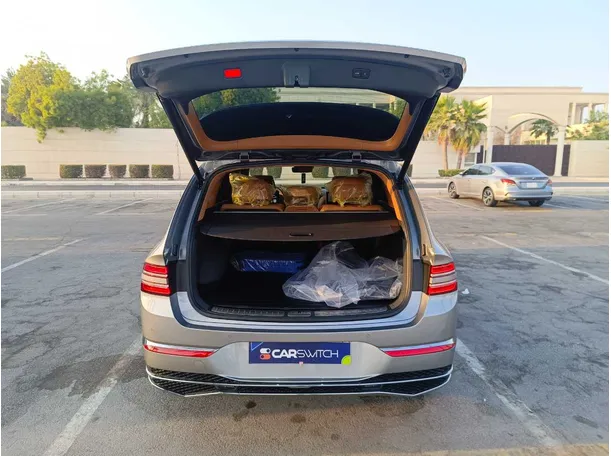 Car image 33
