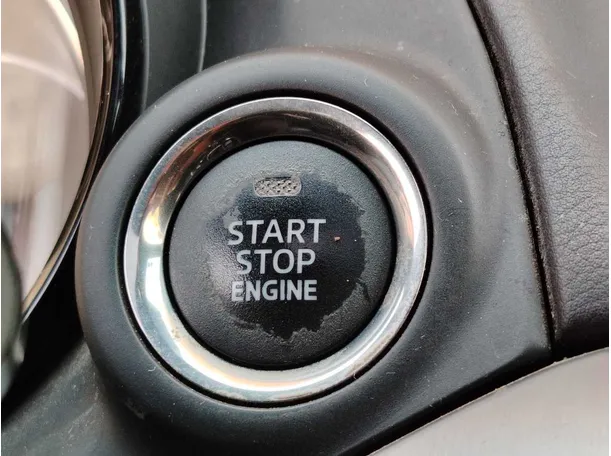 Car image 34