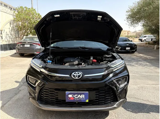 Car image 29