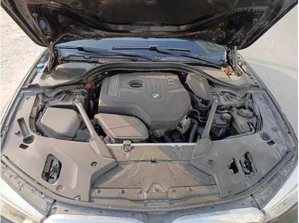 Car image 28