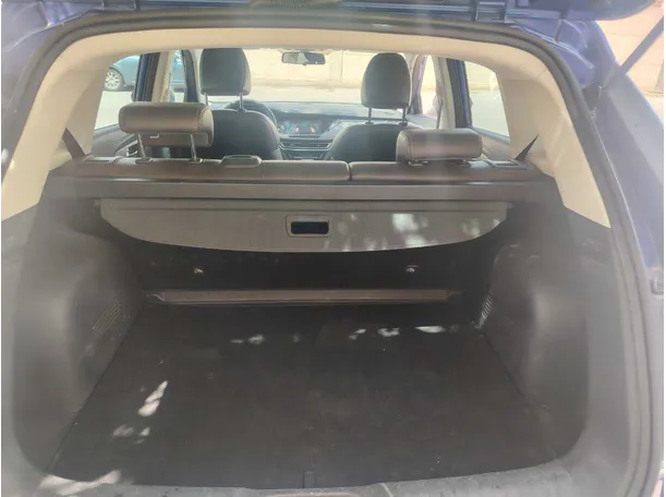 Car image 25