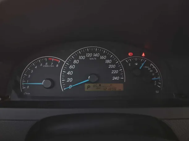 Car image 17