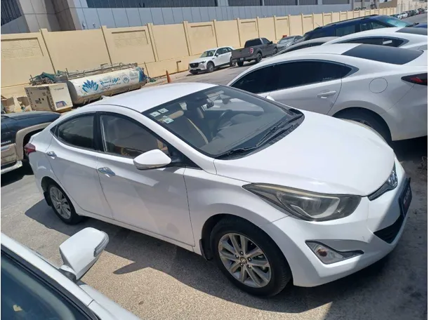 Car image 4