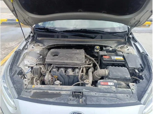 Car image 27