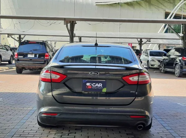 Car image 6