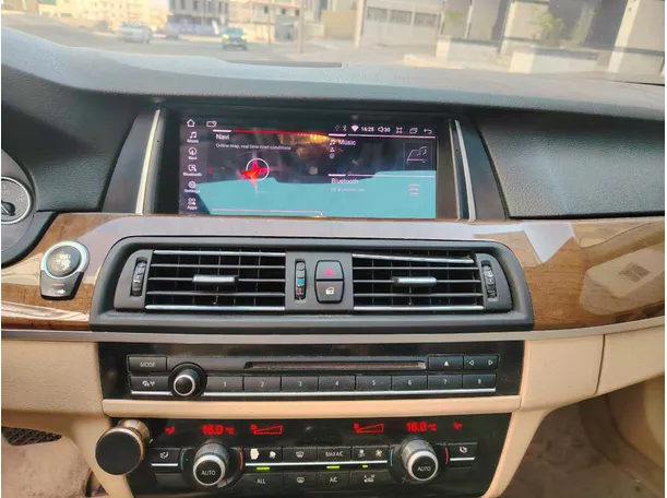 Car image 23