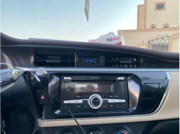 Car image 15