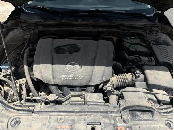 Car image 25