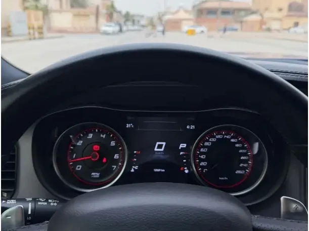 Car image 6