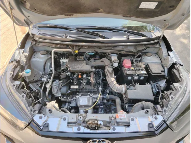Car image 28