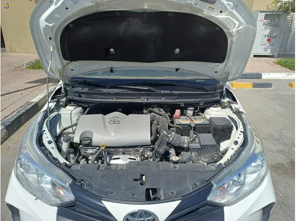 Car image 20