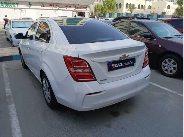 Car image 7