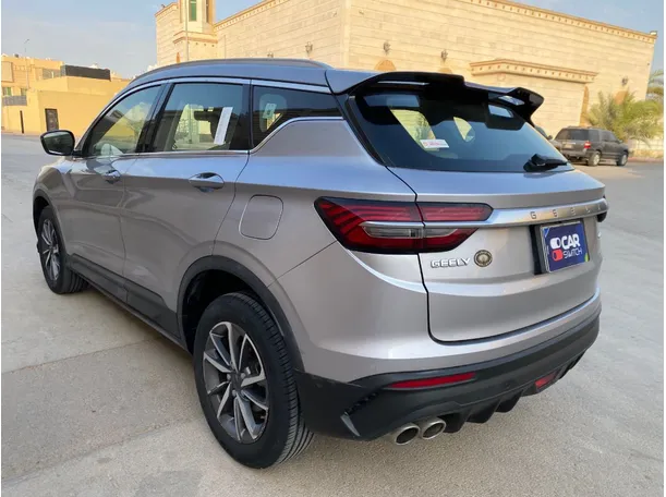 Car image 7
