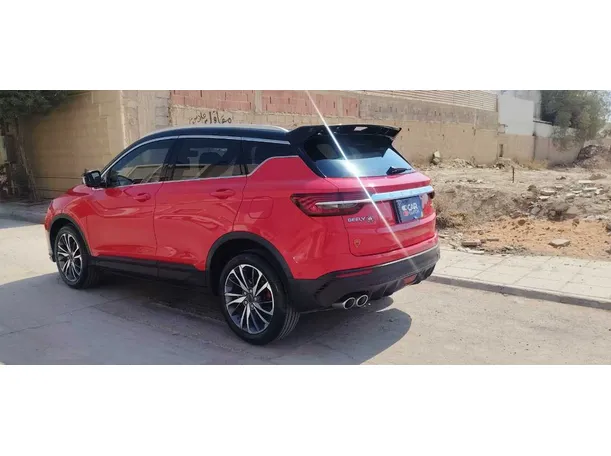 Car image 7