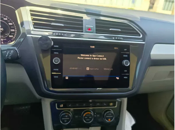 Car image 29