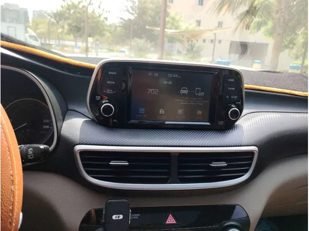 Car image 28