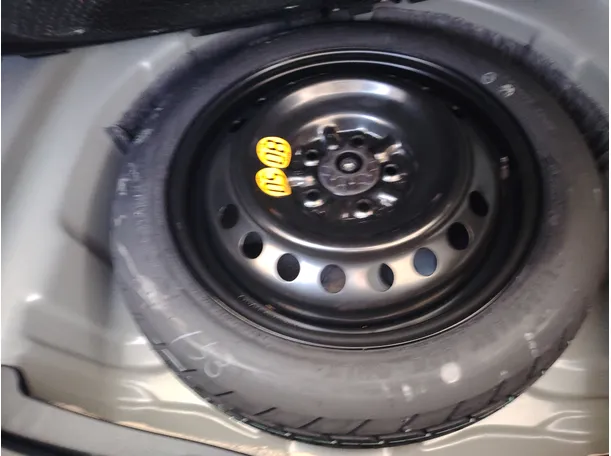 Car image 41