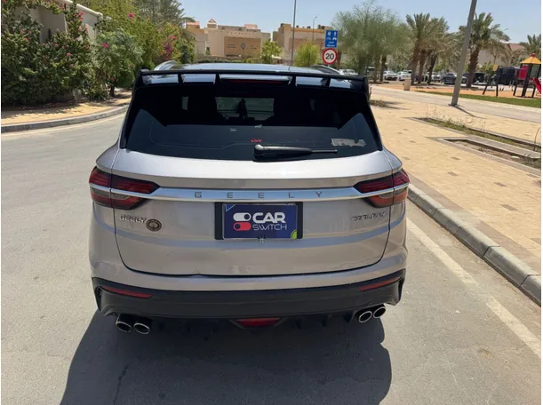 Car image 6