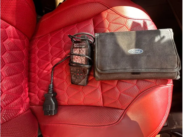 Car image 27