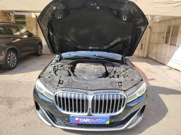 Car image 46