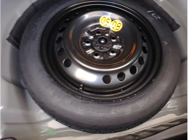 Car image 41