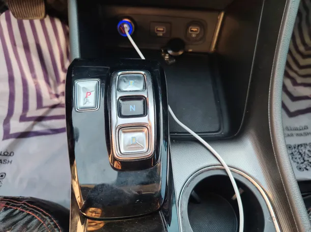 Car image 20