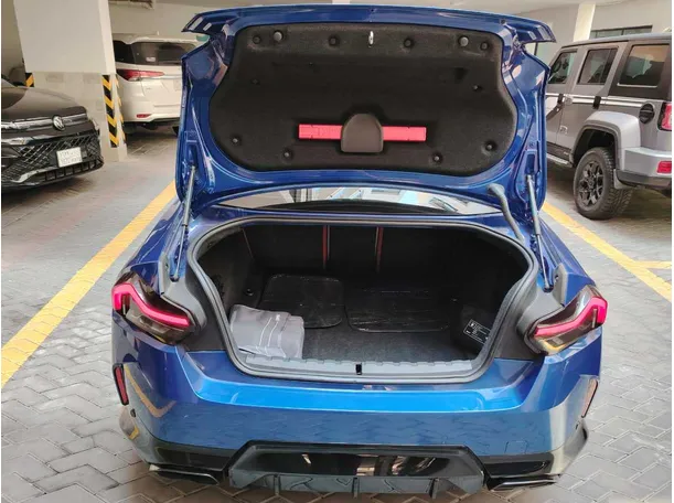 Car image 28