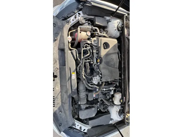 Car image 29