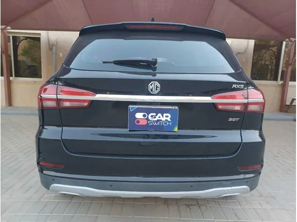 Car image 6