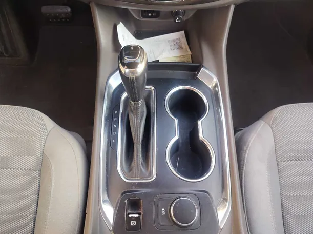 Car image 21