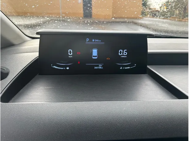 Car image 22