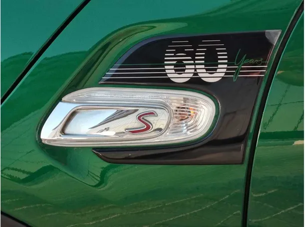 Car image 29