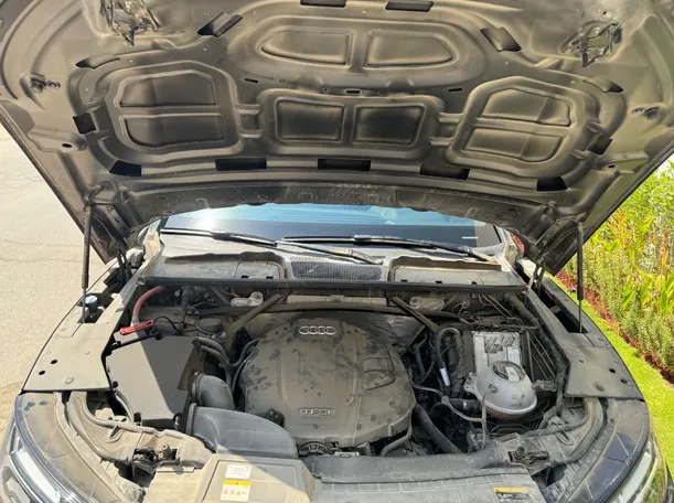 Car image 27
