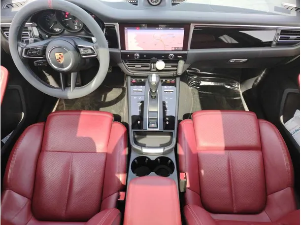 Car image 20