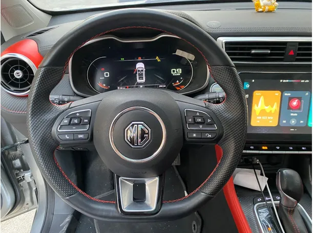 Car image 17
