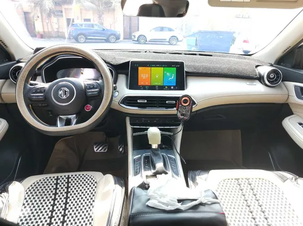 Car image 21