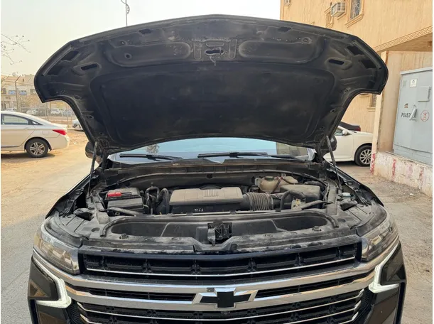 Car image 25