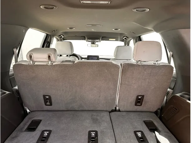 Car image 23