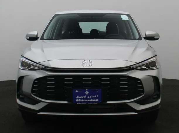 Car image 11