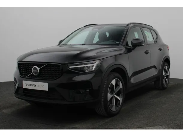 2024 فولفو XC40 في الإمارات