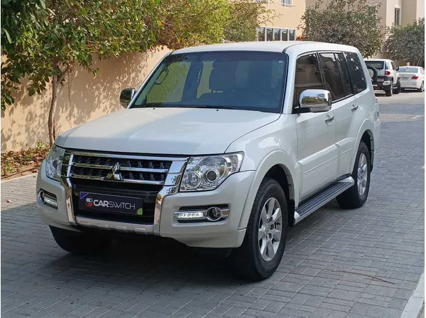 2017 ميتسوبيشي باجيرو في الإمارات