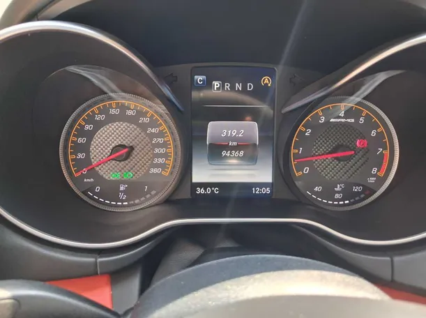 Car image 16