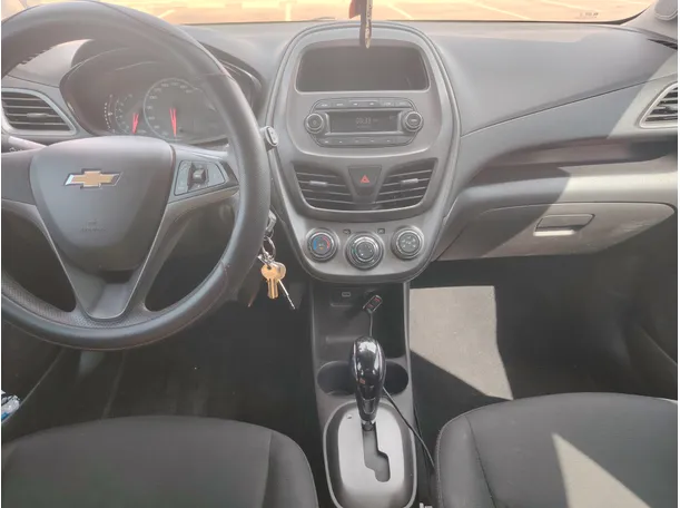 Car image 20