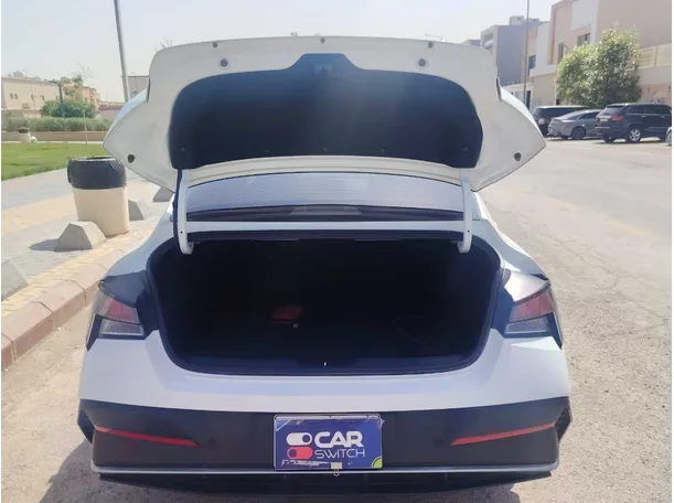Car image 21