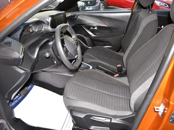 Car image 6
