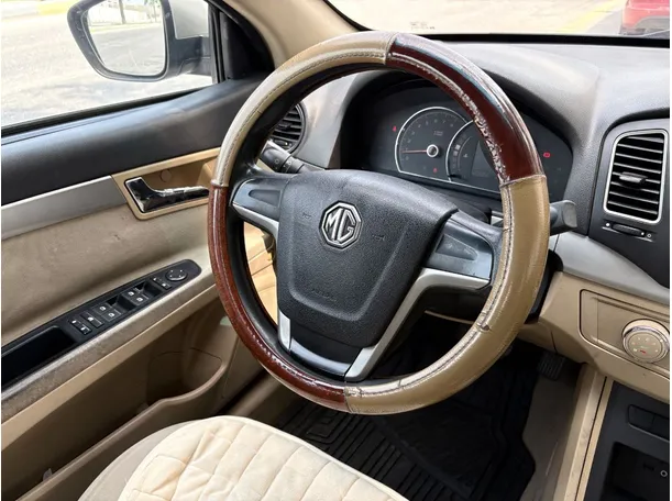 Car image 21