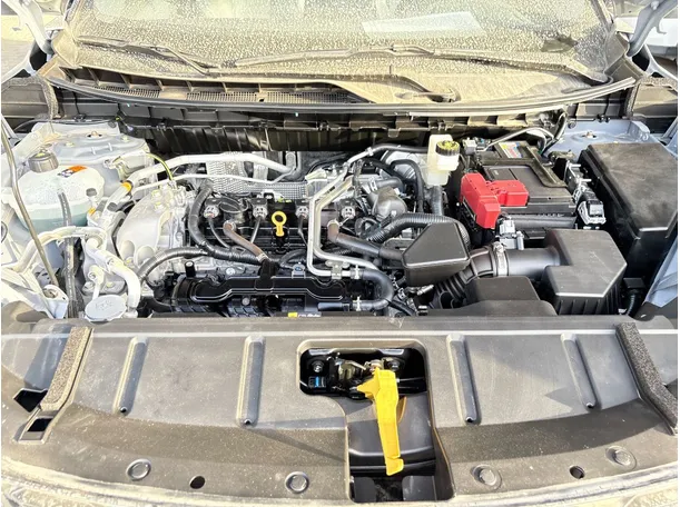 Car image 25